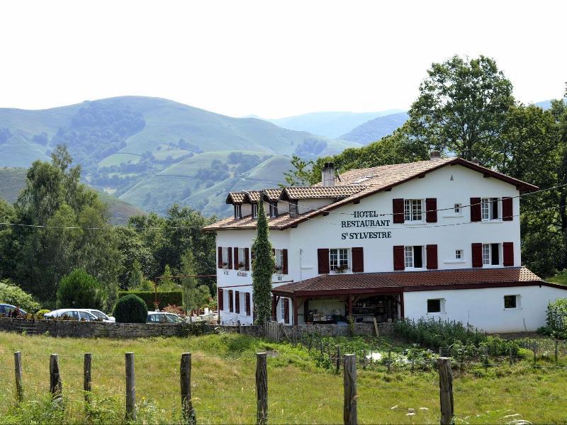 Logis Hotel St Sylvestre Aldudes 外观 照片