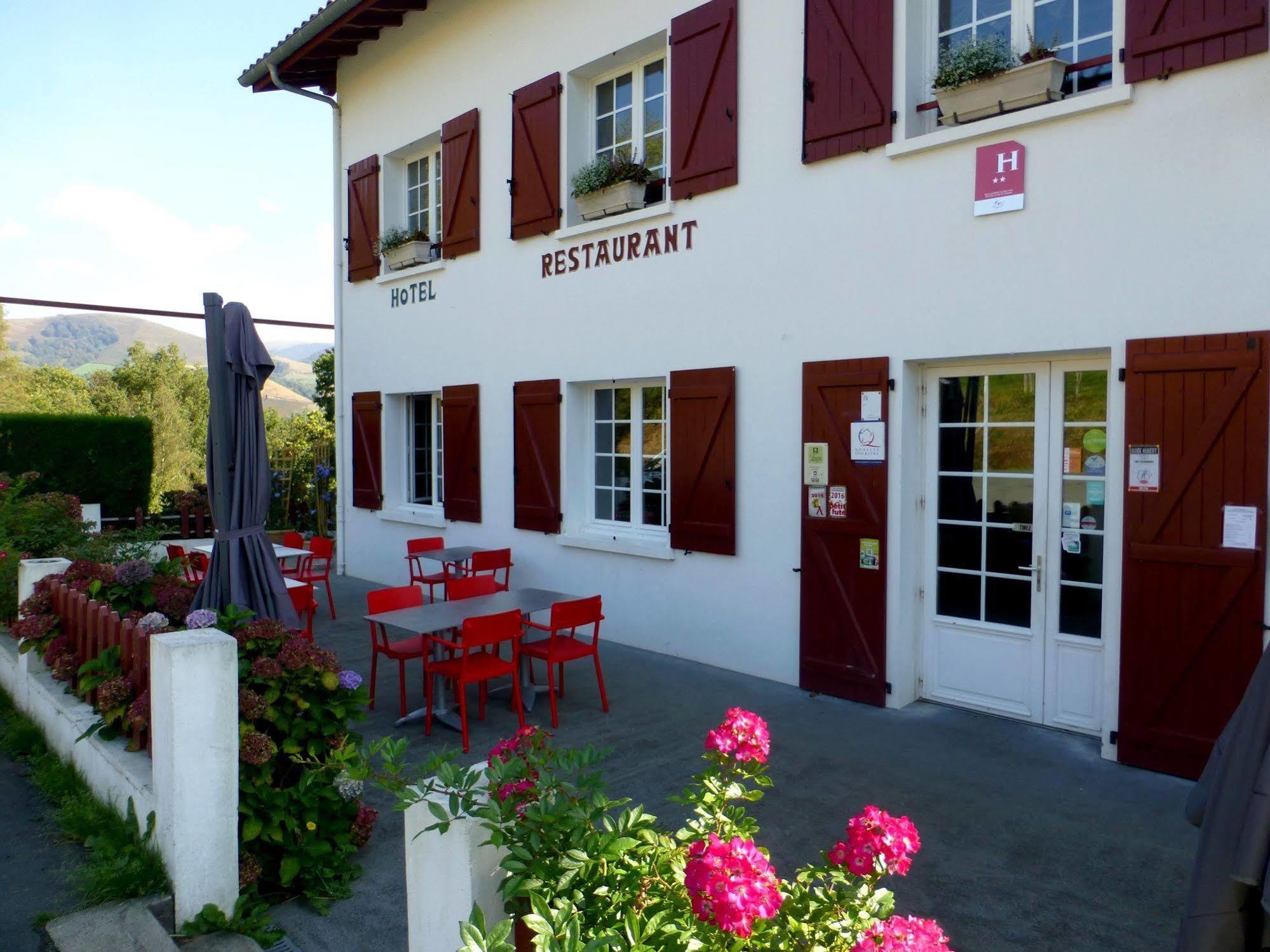 Logis Hotel St Sylvestre Aldudes 外观 照片